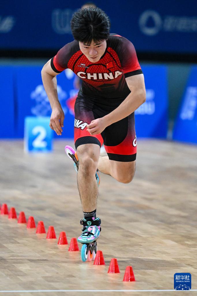 AA, 中国选手张, https AA, 中国选手张, https