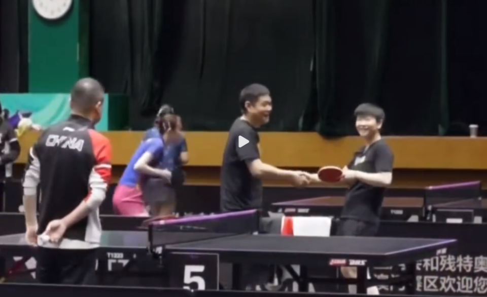 这也是两人, AgJXk, 发个多球就 这也是两人, AgJXk, 发个多球就