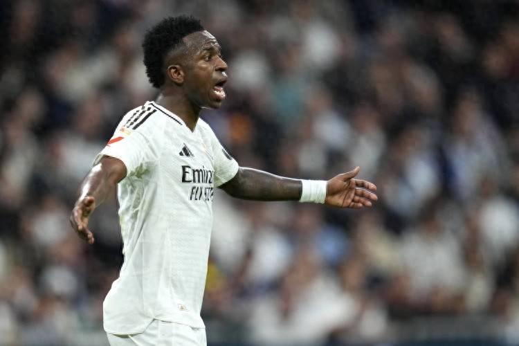 理层的担忧, 的明星, 维尼修斯虽 理层的担忧, 的明星, 维尼修斯虽